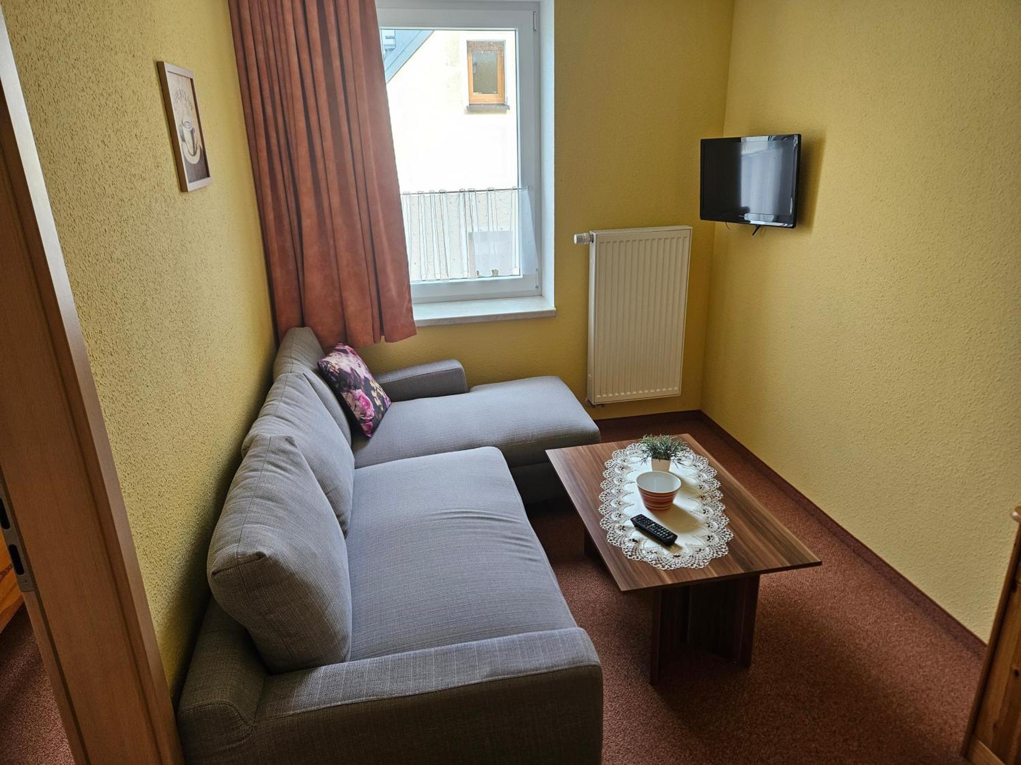 Hotel Cafe Koenig Oberwiesenthal Pokoj fotografie